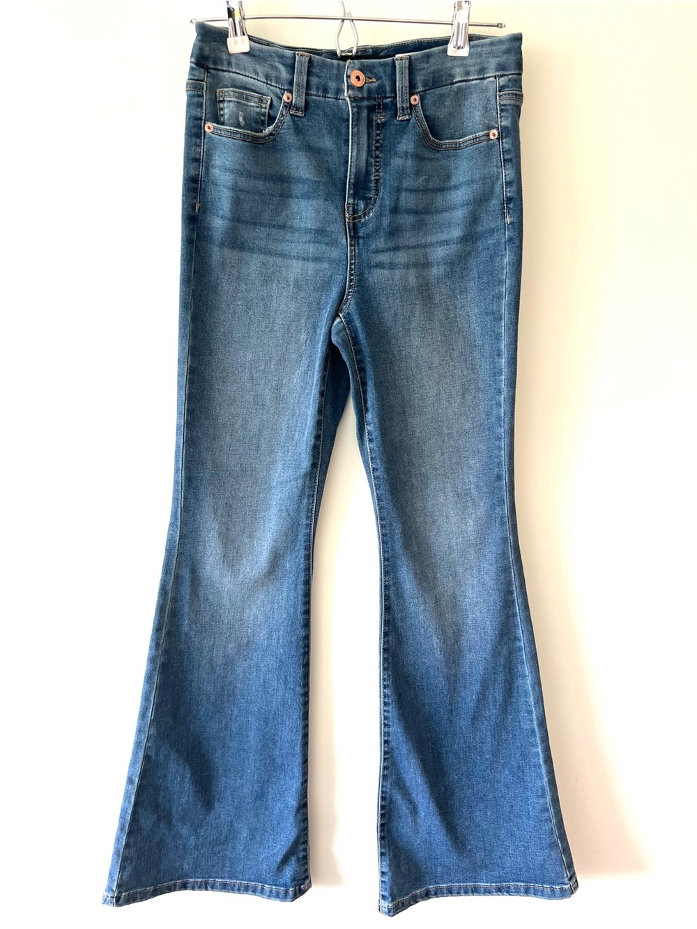 BCBGeneration High Rise Curvy Flare Size 26